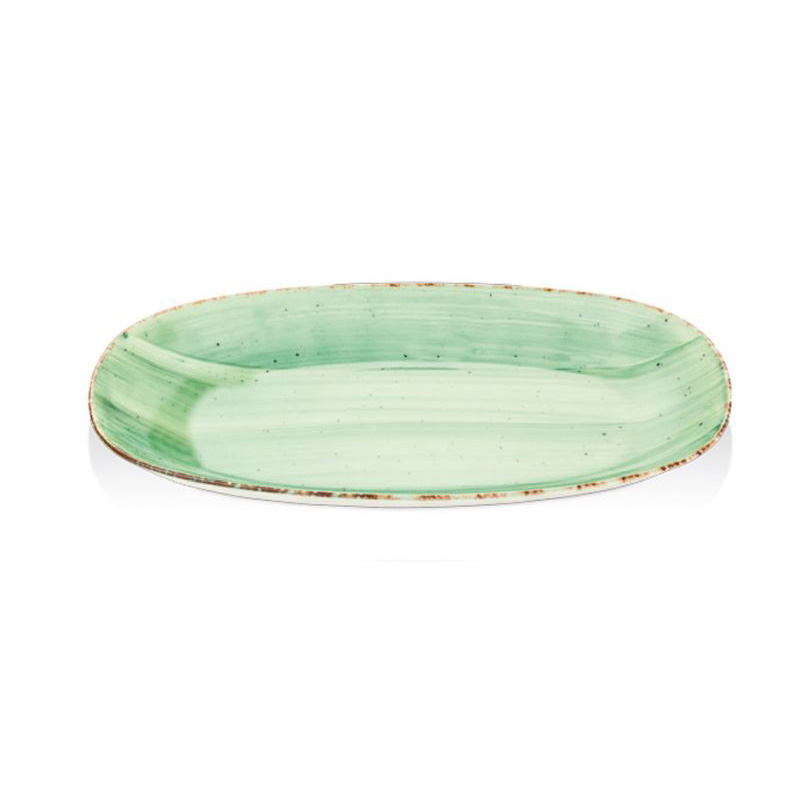 Зеленая тарелка овальной формы